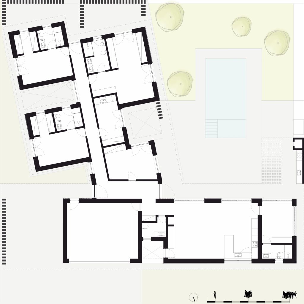 Planta arquitetônica de um projeto residencial com diferentes ambientes dispostos em uma configuração conectada, incluindo áreas internas e externas, com piscina.